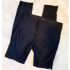 🌸 4/$40 Vera Wang Skinny Dress Pant